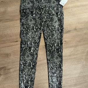 SPANX Black & White Snake-Print Leggings
